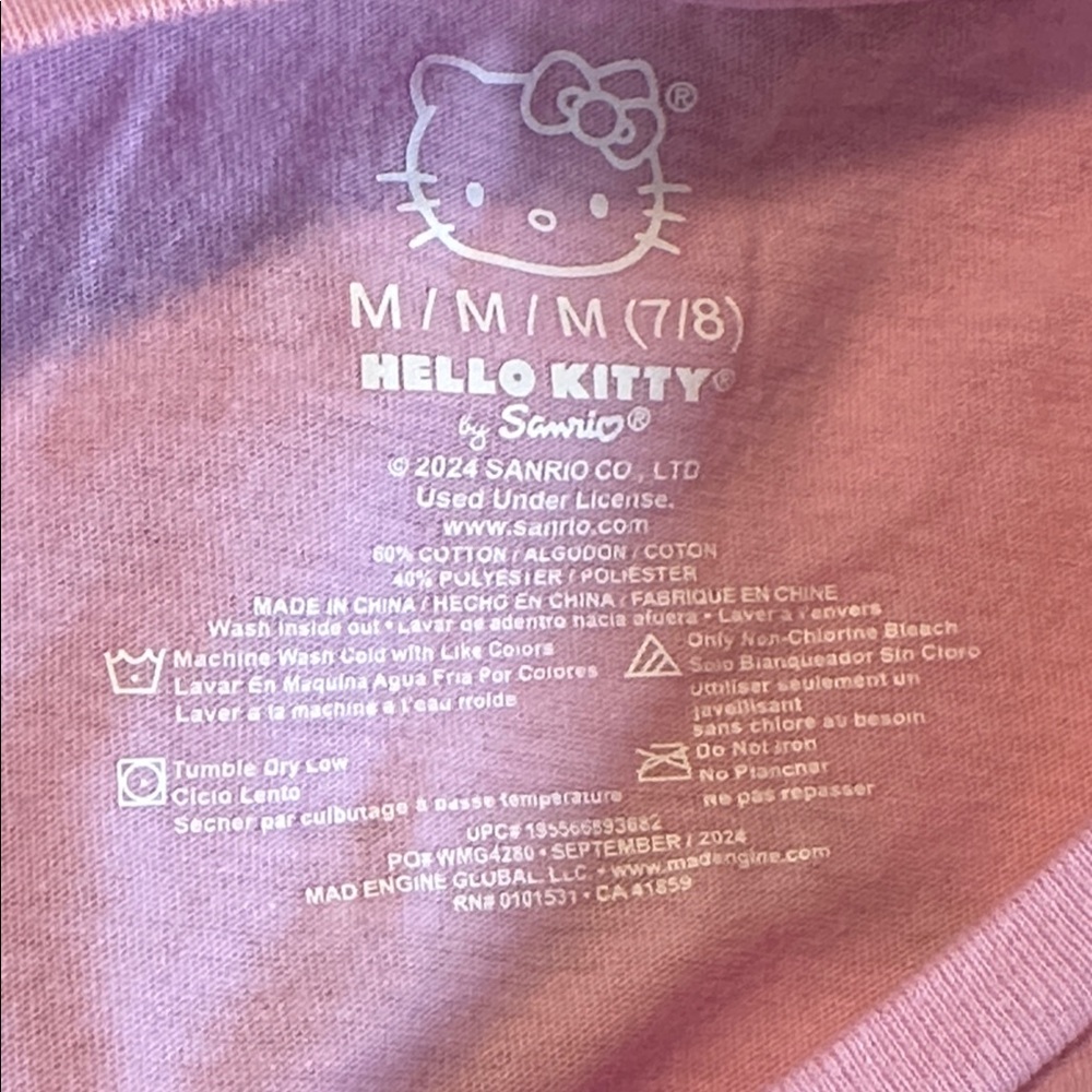 🌸Hello Kitty Tee🌸 - Picture 4 of 5